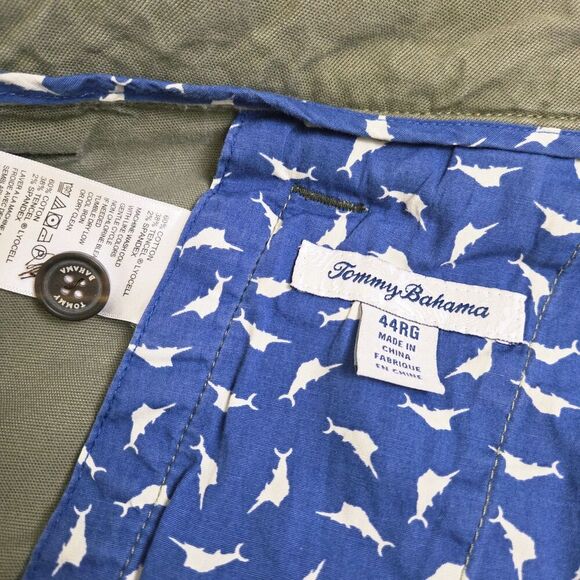 Tommy Bahama Cargo Shorts 9.5 Inseam Men’s 44 Khaki Green Cotton Blend - Picture 5 of 8